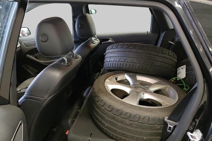 Mercedes-Benz B vaihtoauto