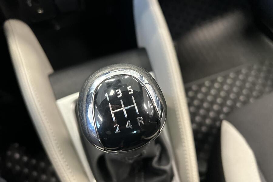 Nissan Micra vaihtoauto