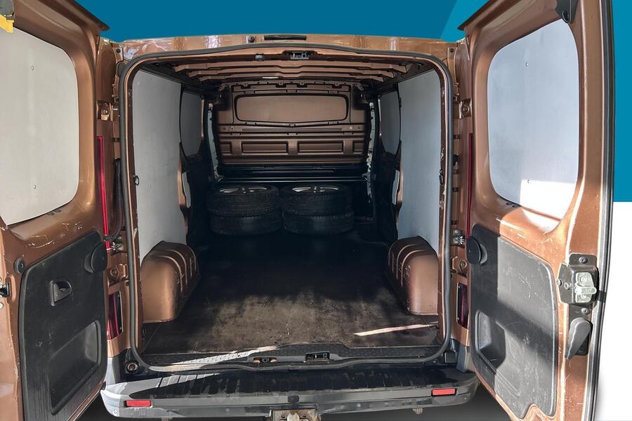 Nissan NV300 vaihtoauto