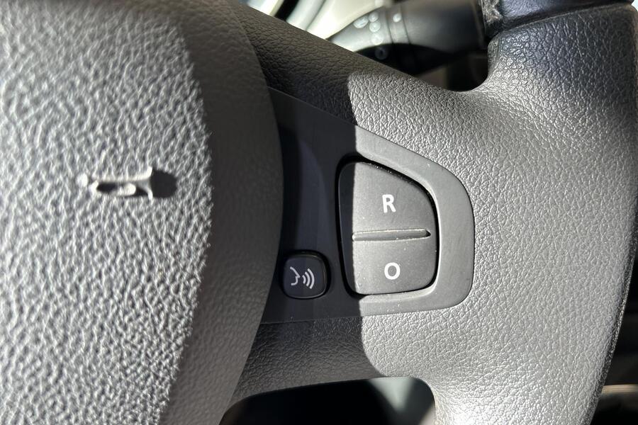 Nissan NV300 vaihtoauto