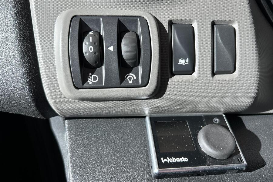 Nissan NV300 vaihtoauto