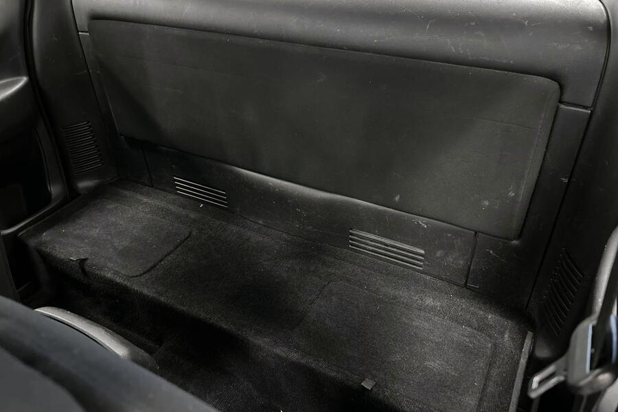 Nissan Navara vaihtoauto