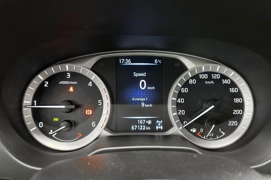 Nissan Navara vaihtoauto