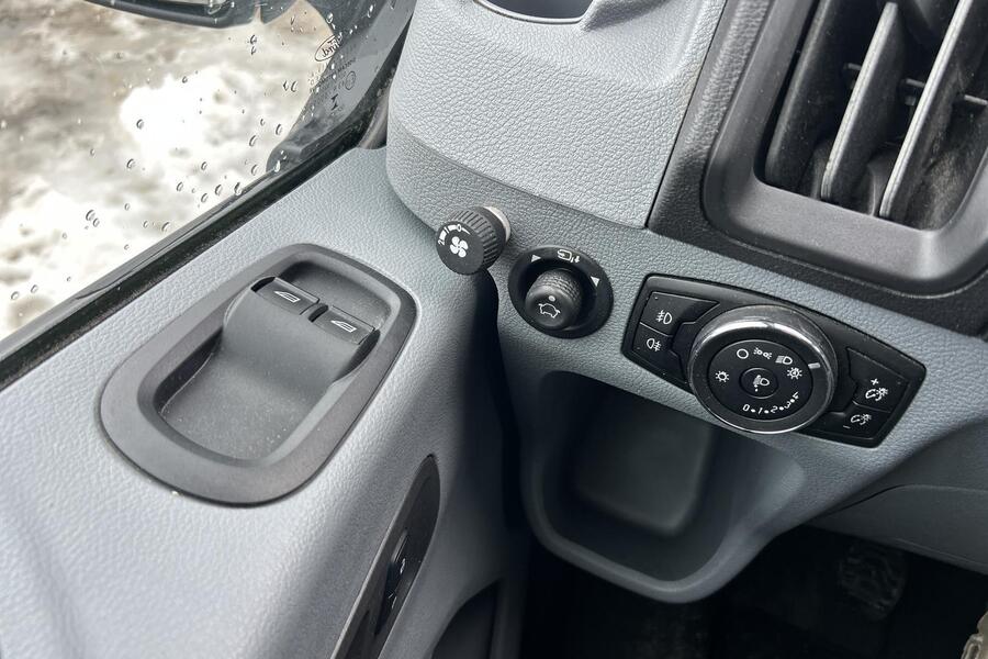 Ford Transit vaihtoauto