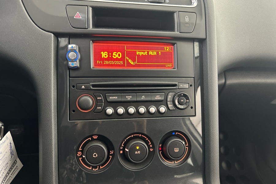 Peugeot 5008 vaihtoauto