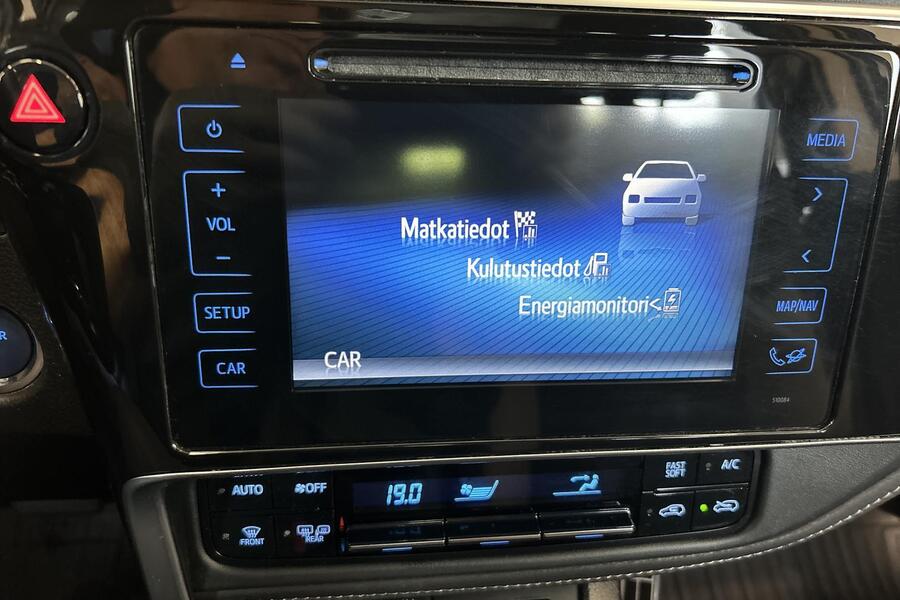 Toyota Auris vaihtoauto