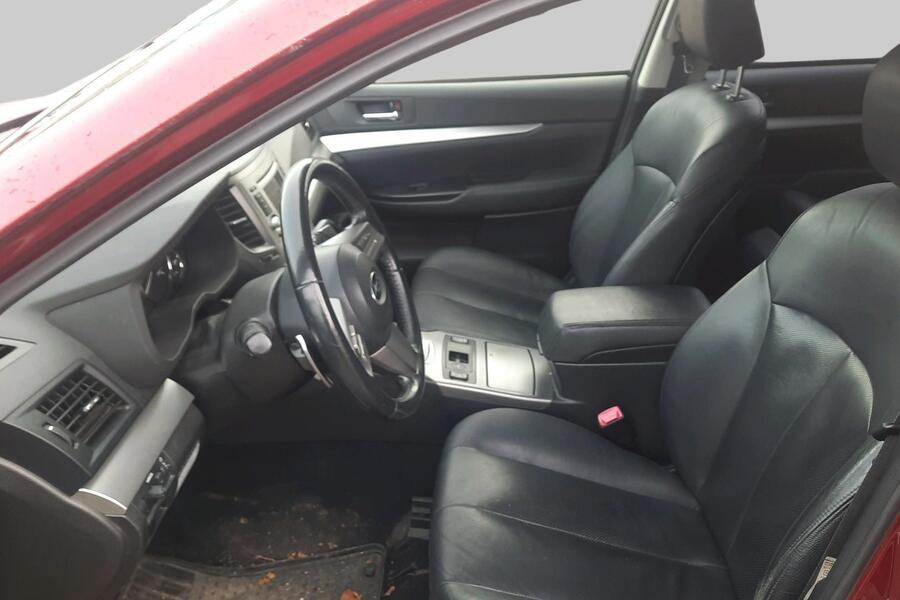 Subaru Legacy vaihtoauto