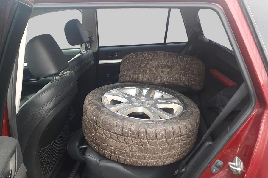 Subaru Legacy vaihtoauto