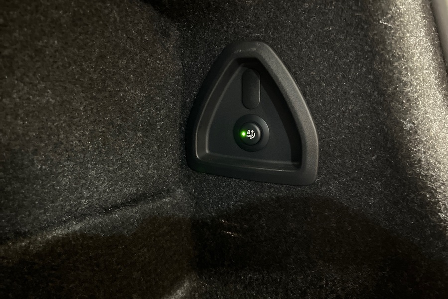 BMW i5 M60 vaihtoauto