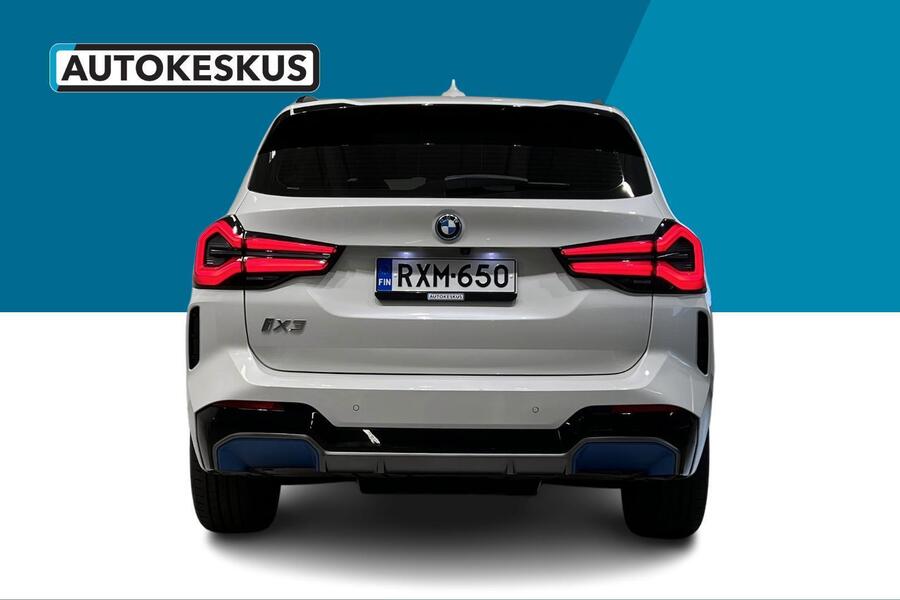 BMW iX3 vaihtoauto