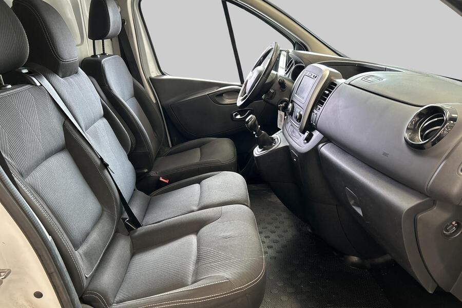 Nissan NV300 vaihtoauto