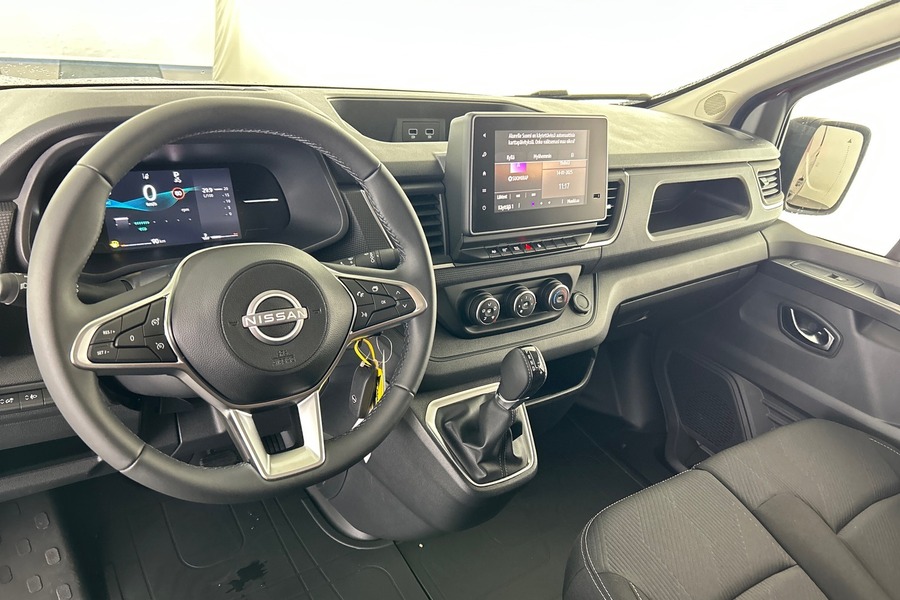 Nissan Primastar vaihtoauto