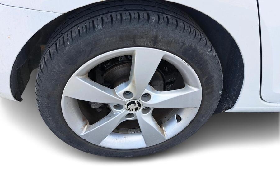 Skoda Rapid vaihtoauto