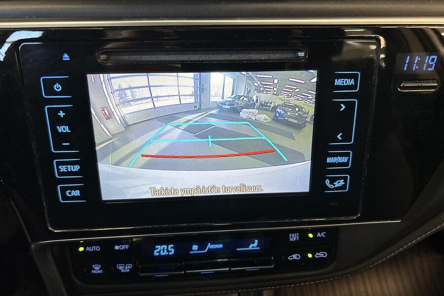 Toyota Auris vaihtoauto