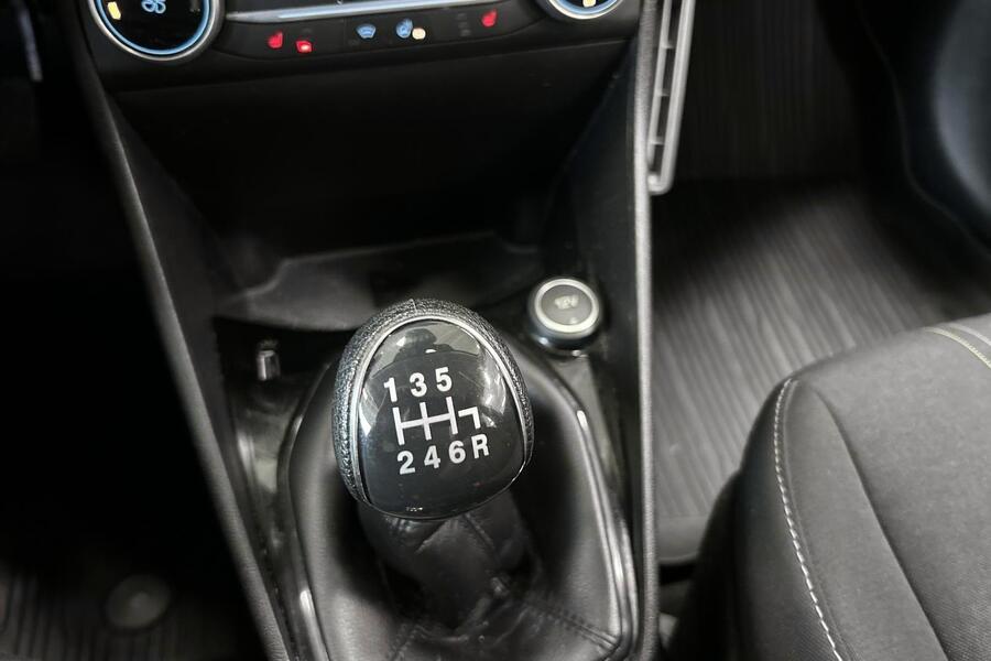 Ford Fiesta vaihtoauto