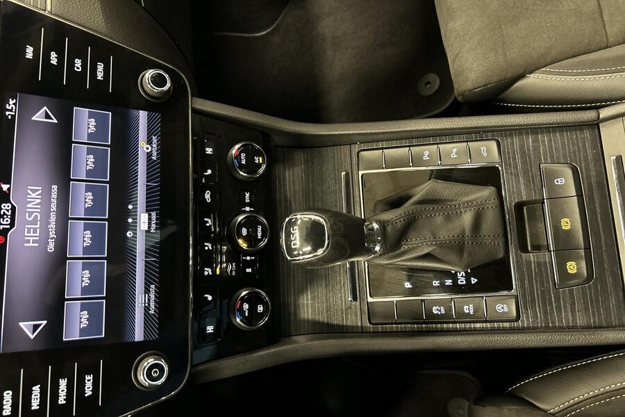 Skoda Superb vaihtoauto