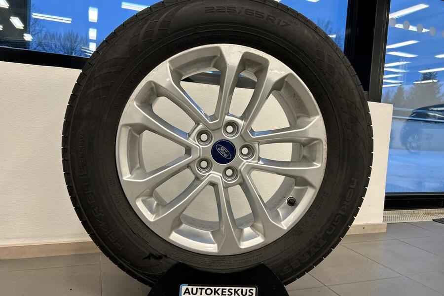 Ford Kuga vaihtoauto