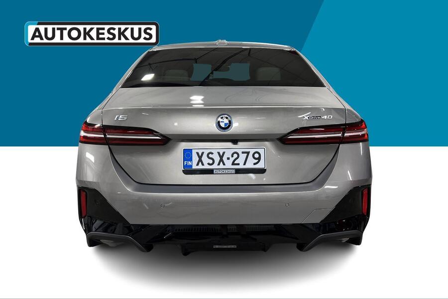 BMW i5 vaihtoauto