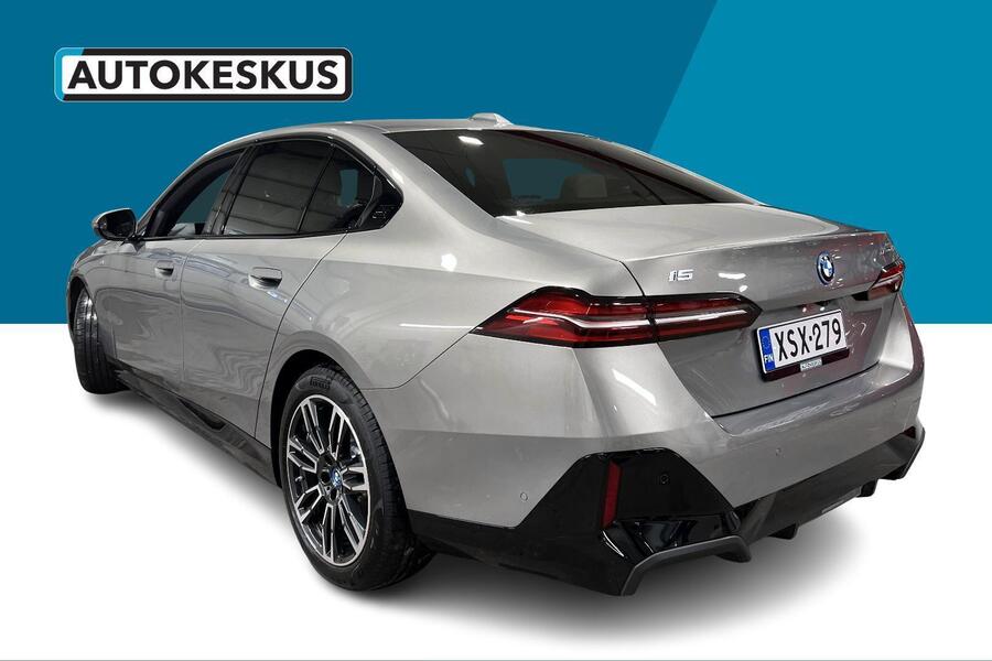 BMW i5 vaihtoauto