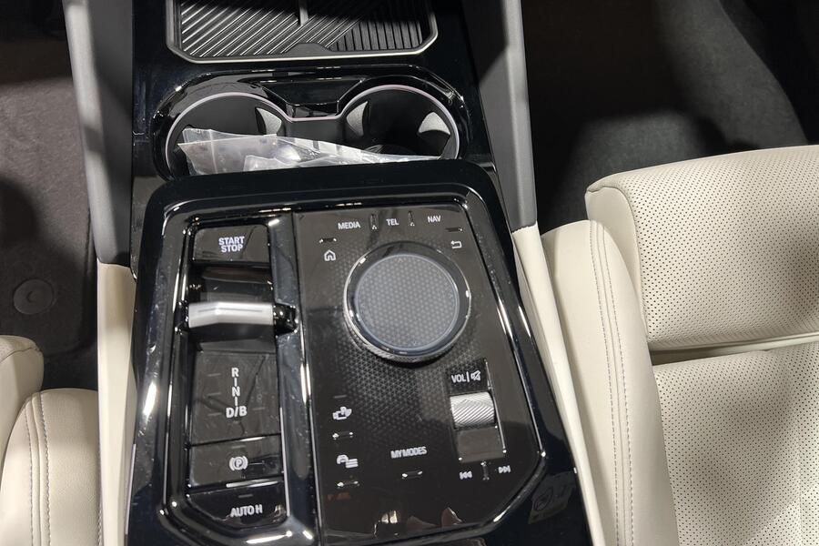BMW i5 vaihtoauto