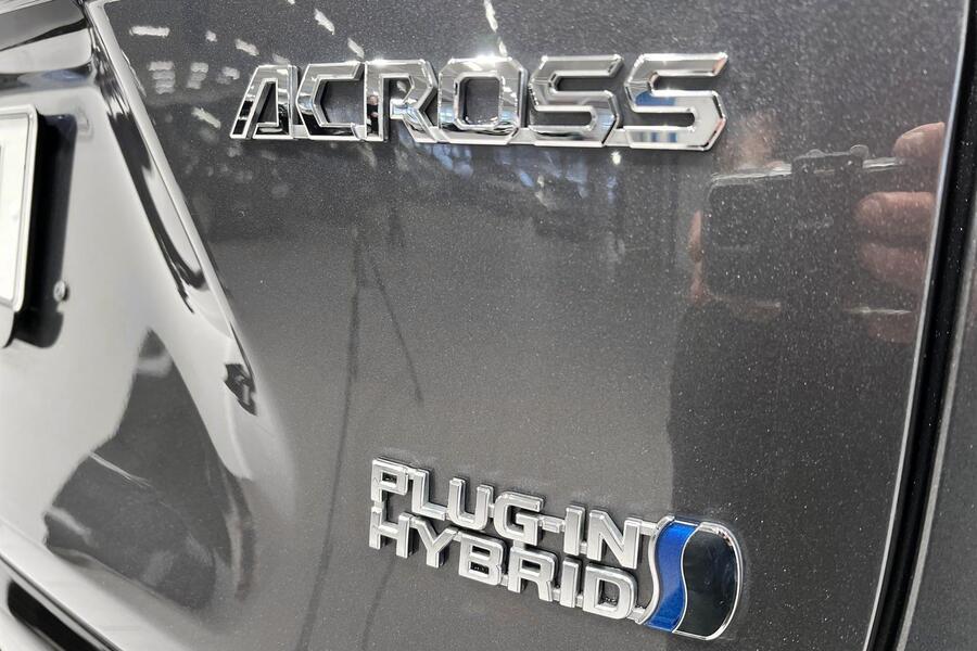 Suzuki Across vaihtoauto