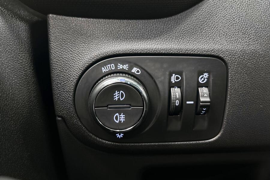 Opel Crossland X vaihtoauto