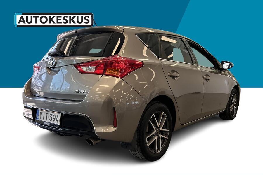 Toyota Auris vaihtoauto