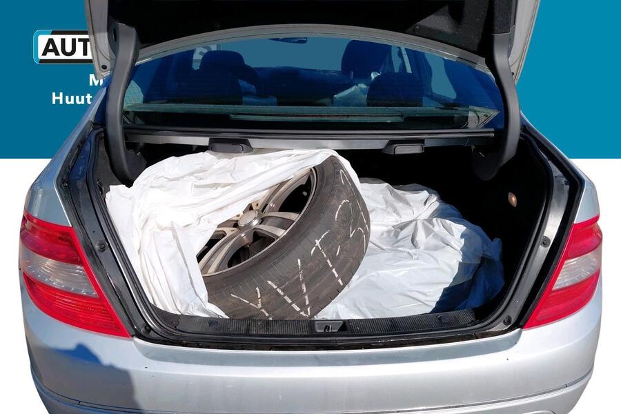 Mercedes-Benz C vaihtoauto