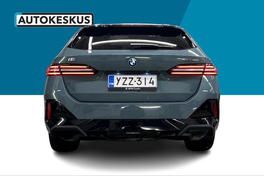 BMW i5 vaihtoauto
