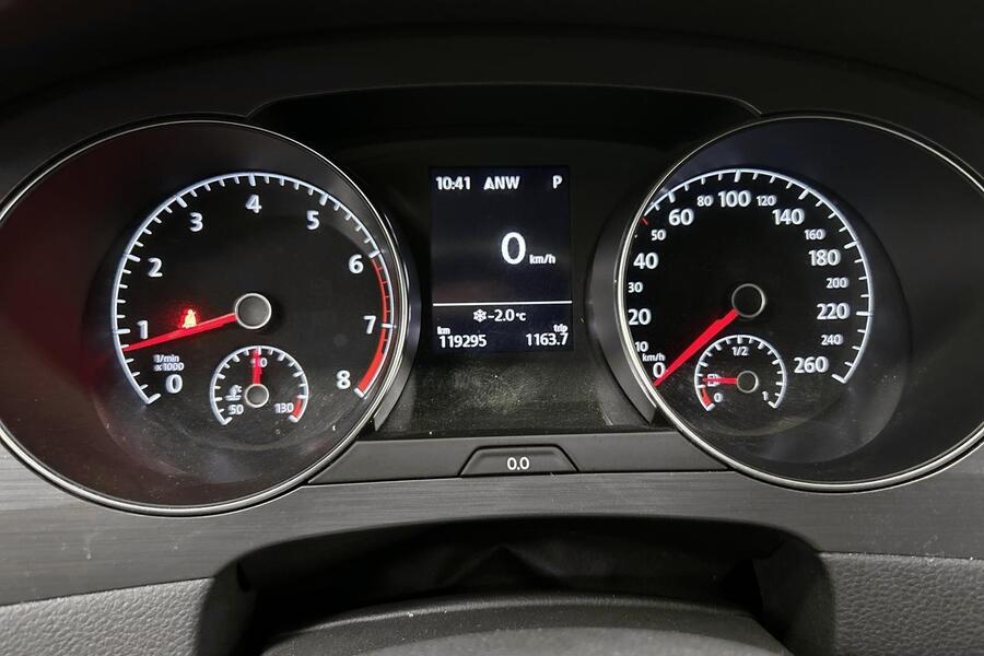 Volkswagen Golf Sportsvan vaihtoauto