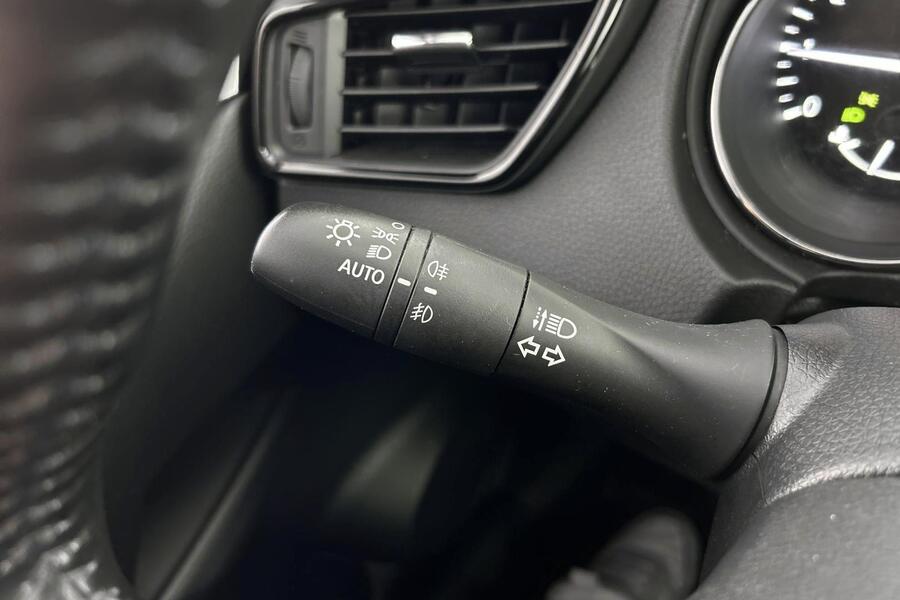 Nissan X-Trail vaihtoauto