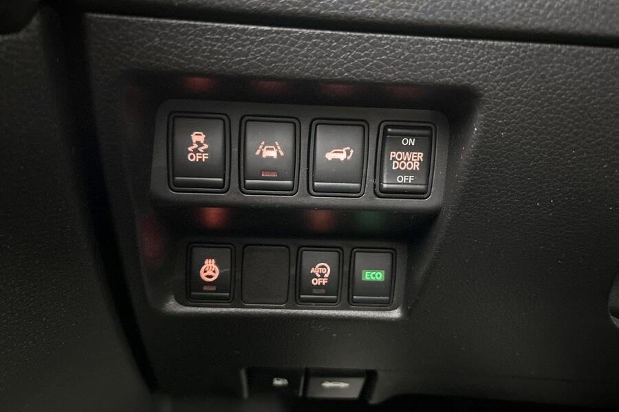 Nissan X-Trail vaihtoauto