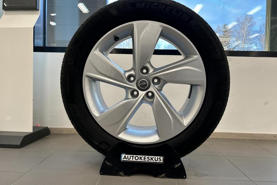 Opel Grandland X vaihtoauto