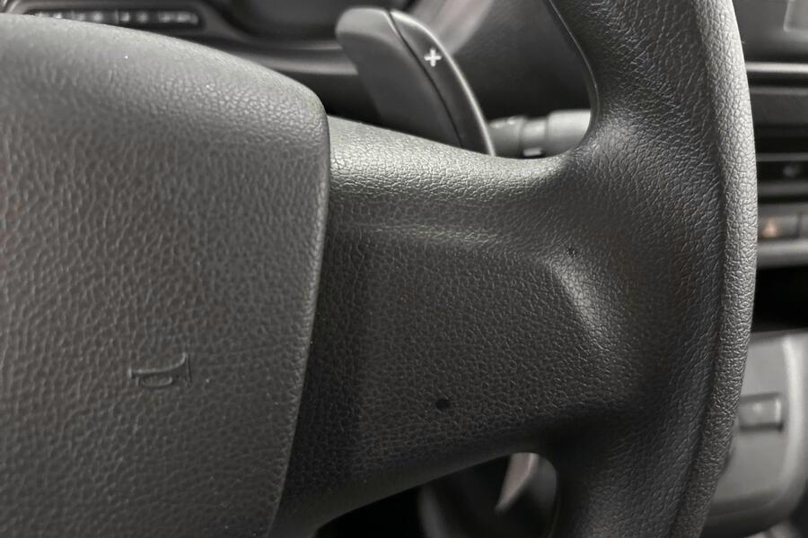 Opel Vivaro vaihtoauto