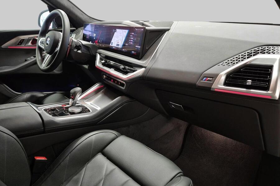 BMW XM vaihtoauto