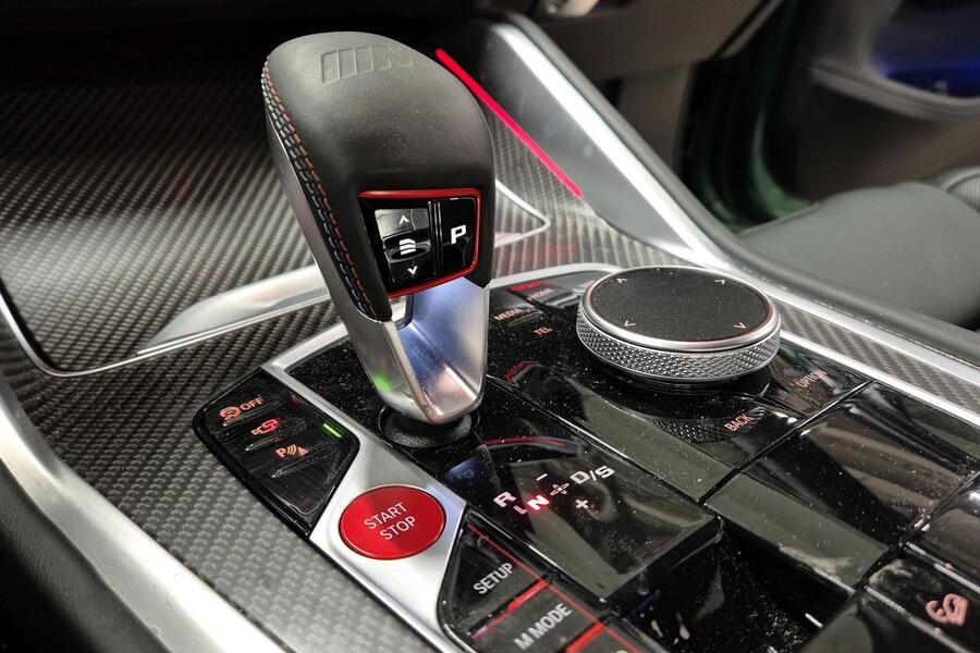 BMW XM vaihtoauto
