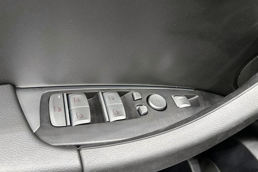 BMW iX3 vaihtoauto