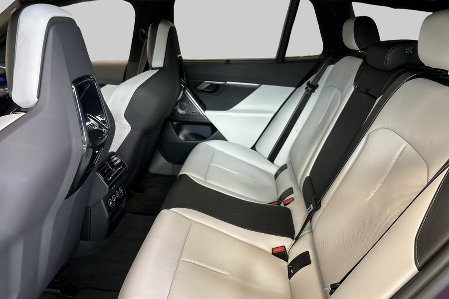 BMW M5 vaihtoauto