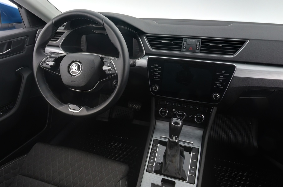 Skoda Superb vaihtoauto