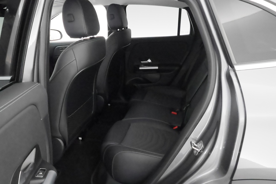 Mercedes-Benz EQA vaihtoauto