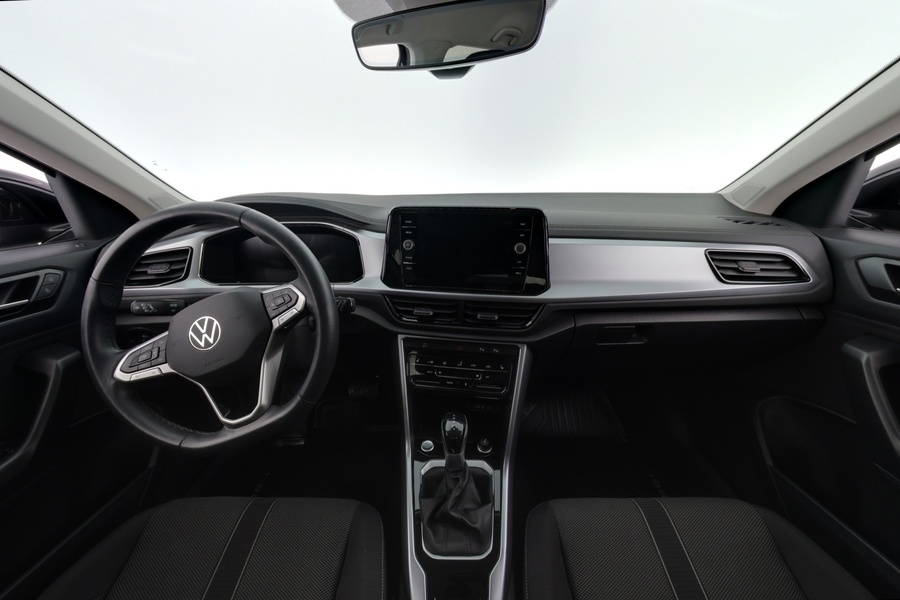 Volkswagen T-Roc vaihtoauto