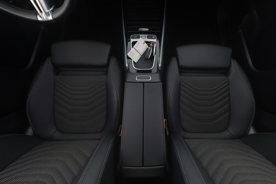 Mercedes-Benz EQA vaihtoauto