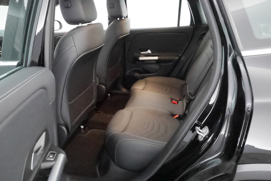 Mercedes-Benz EQA vaihtoauto