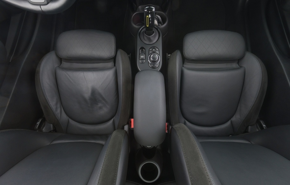 Mini Hatchback vaihtoauto