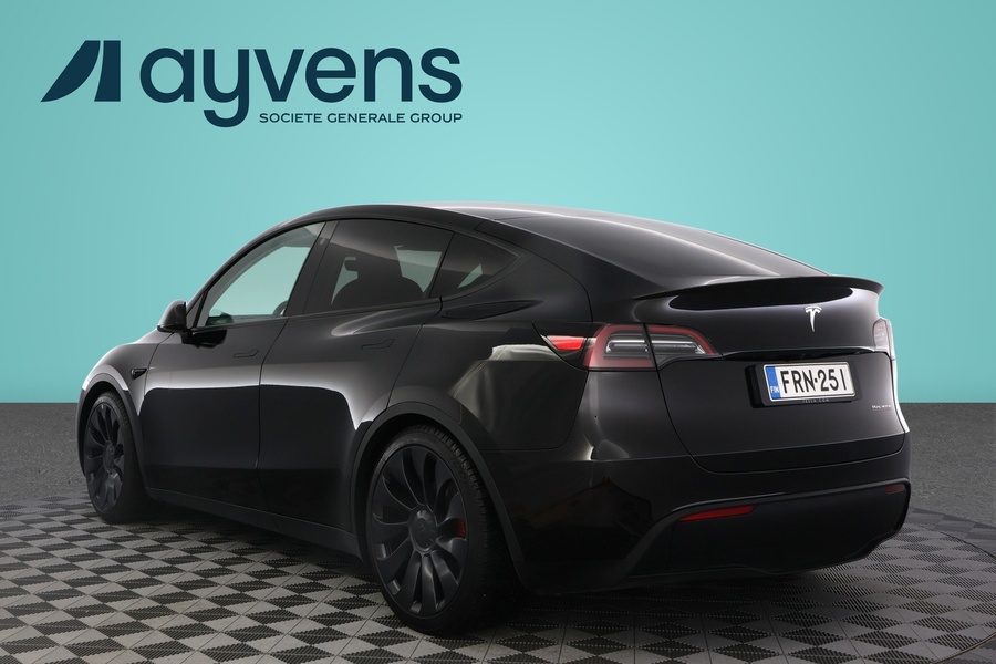 Tesla Model Y vaihtoauto