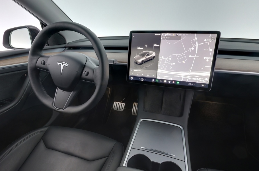 Tesla Model Y vaihtoauto
