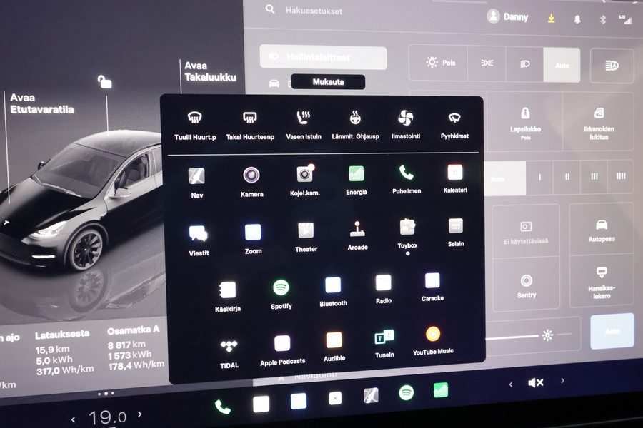 Tesla Model Y vaihtoauto