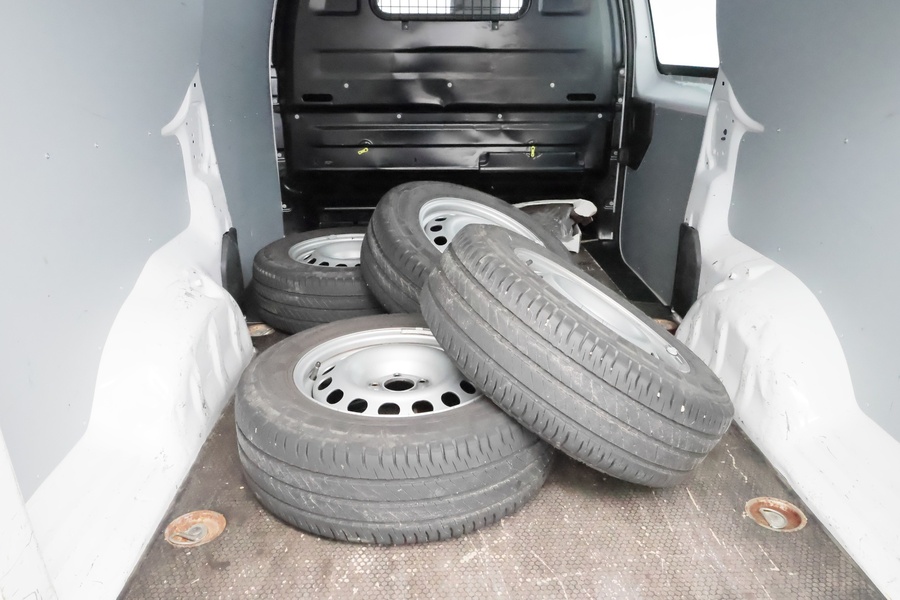 Opel Vivaro-e vaihtoauto