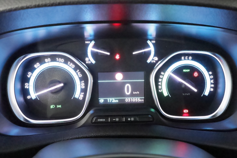 Opel Vivaro-e vaihtoauto