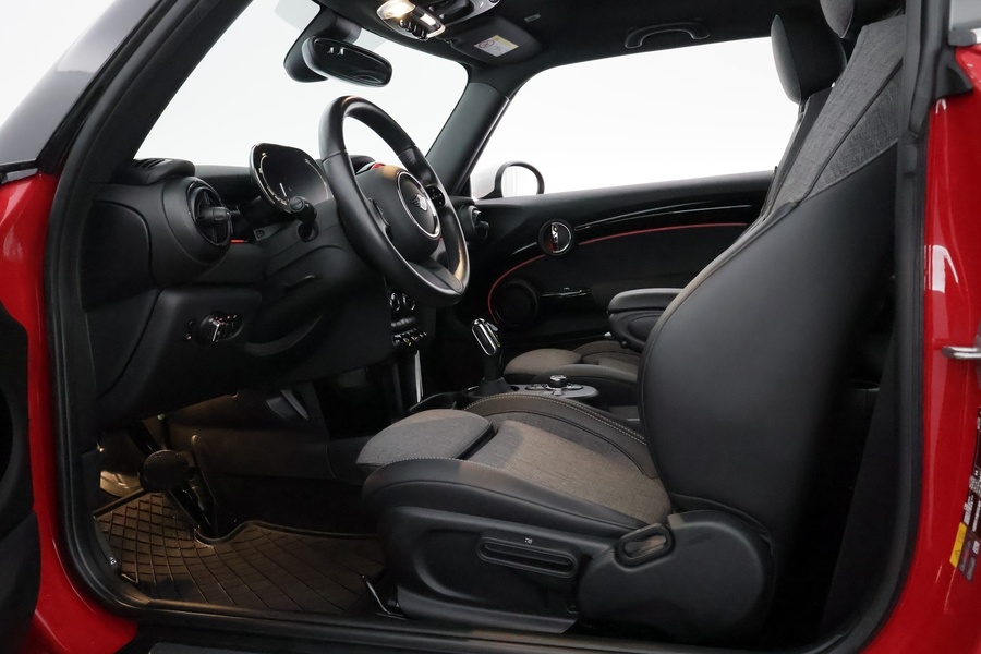 Mini Hatchback vaihtoauto